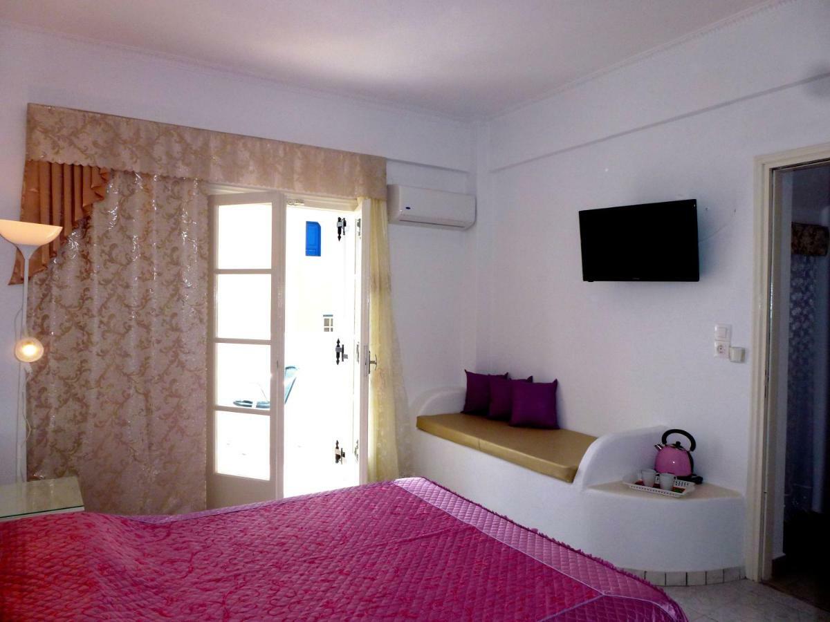 Bougainvillea Suites Kamari  Exterior photo
