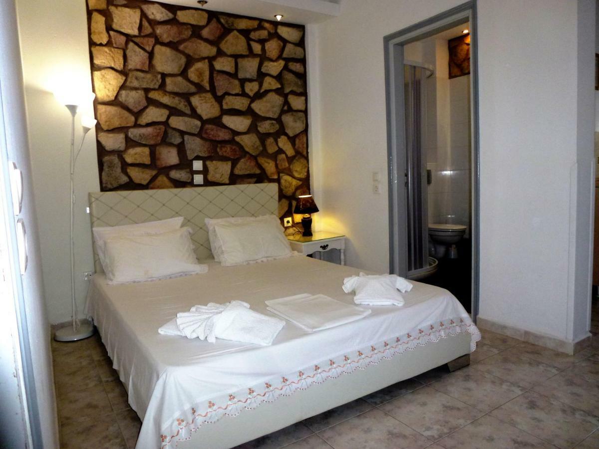 Bougainvillea Suites Kamari  Exterior photo